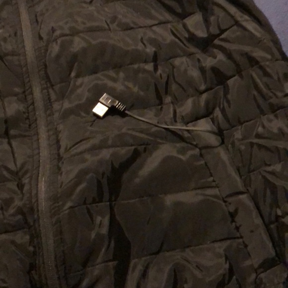 Battery Operated Heated Vest - Picture 3 of 10